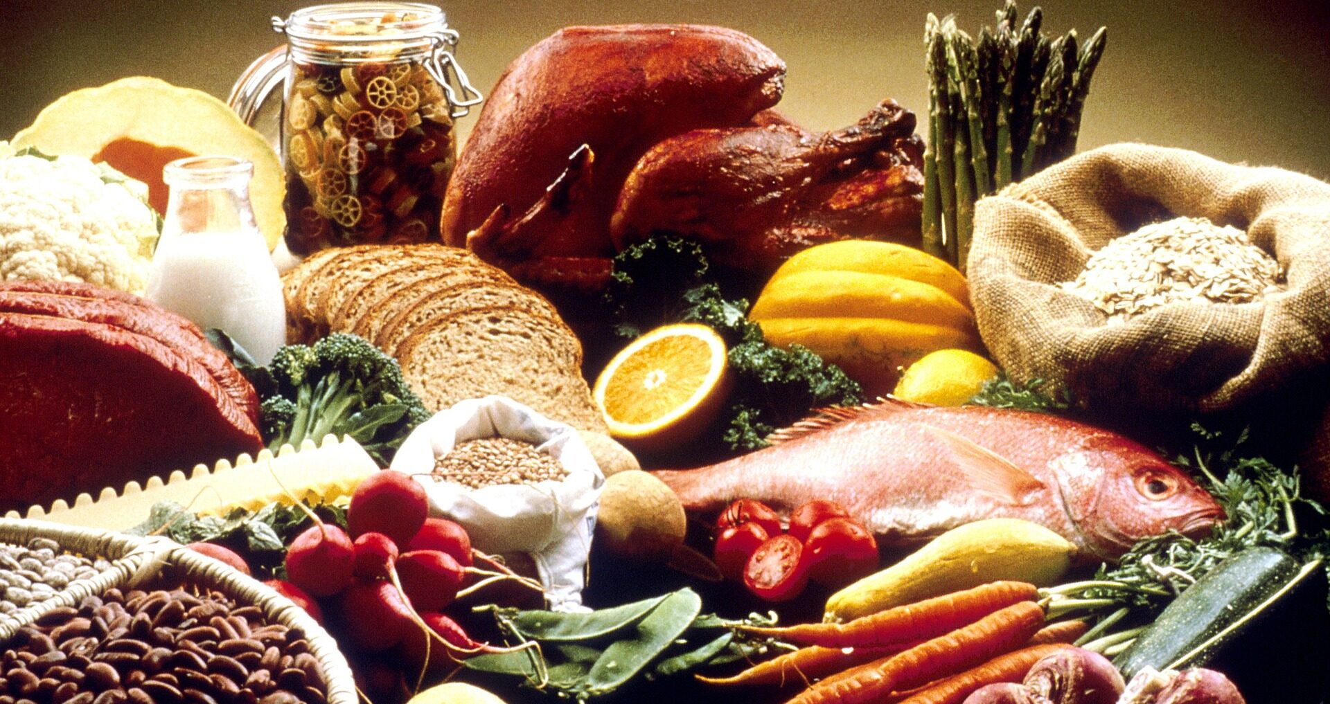 Los alimentos naturales son el principal ingrediente de una dieta que nos aleje de las enfermedades