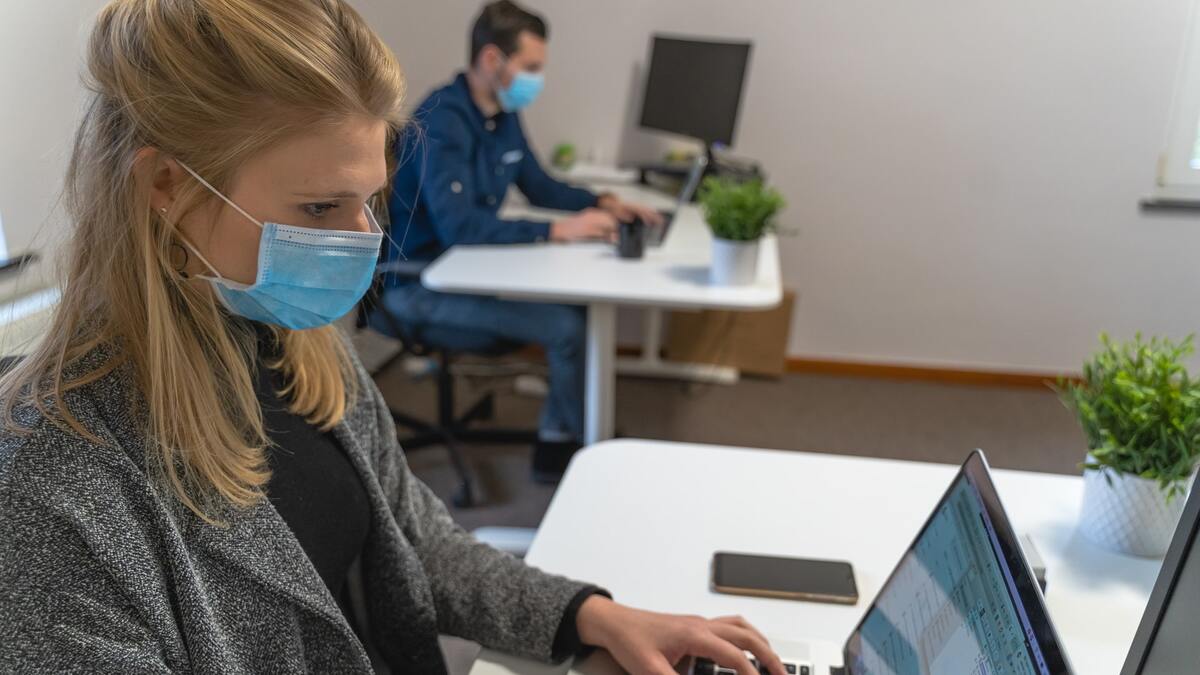 Cuidado con la calidad del aire en la oficina: puede afectar a la productividad