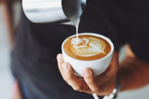 El consumo moderado de café tiene beneficios para nuestra salud