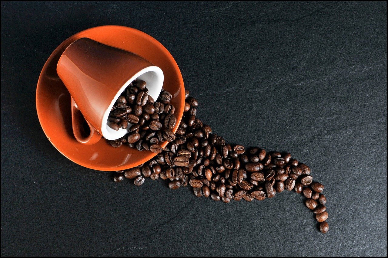 ¿Cómo pueden afectar el café y el té a las personas que sufren sobrepeso?